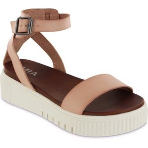 MIA Lunna Platform Ankle